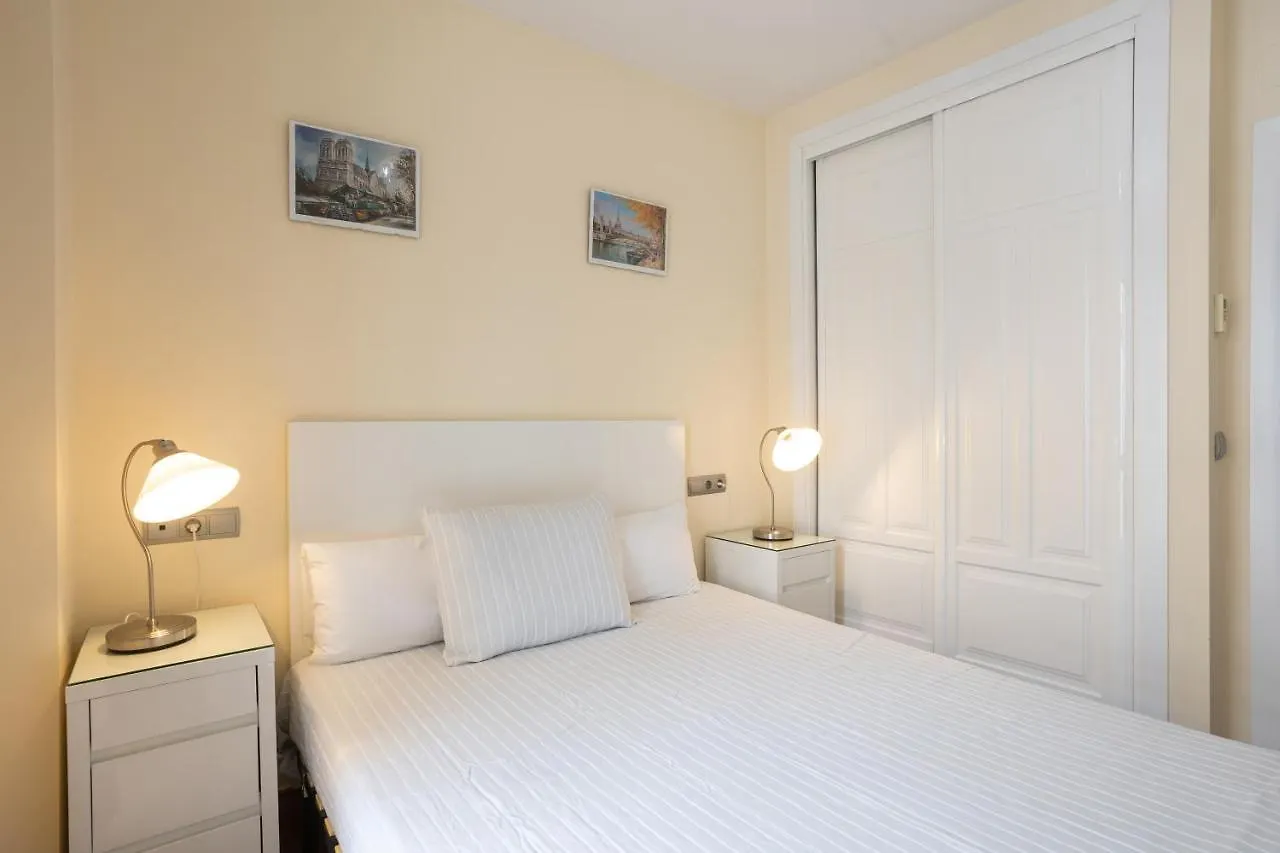 Sol Sevilla Urban Apartment 0*, Seville Spain