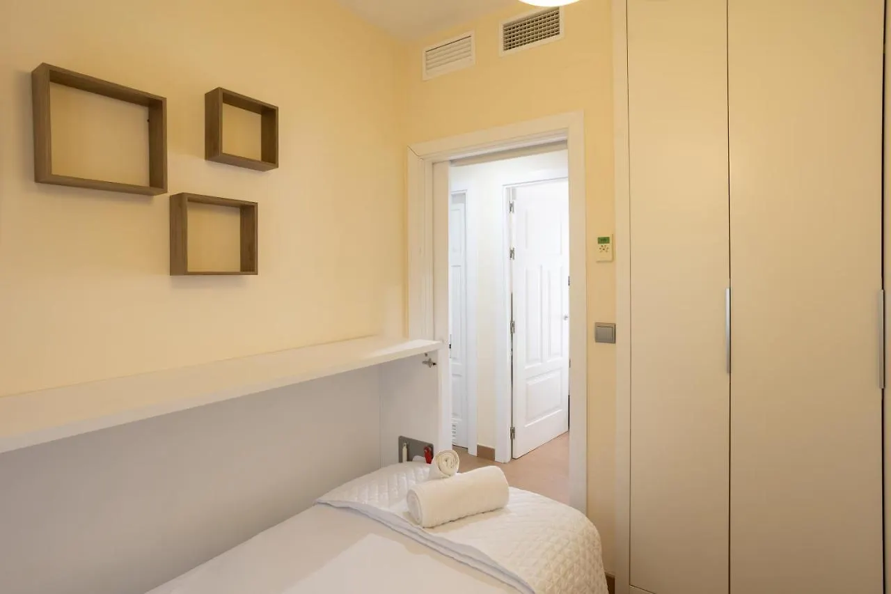 Sol Sevilla Urban Apartment 0*, 세비야 스페인