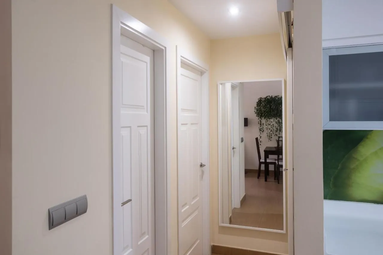 Sol Sevilla Urban Apartment  세비야